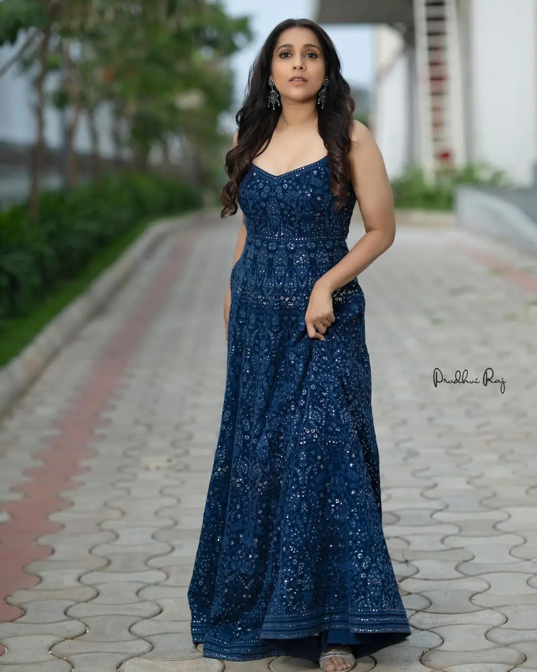 Rashmi Gautam In Sleeveless Blue Gown